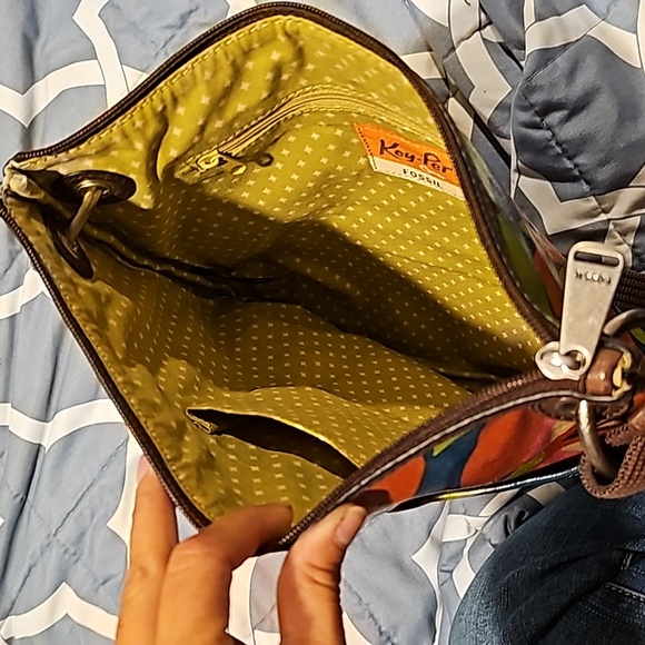 FOSSIL Key Per Coated Canvas Crossbody Bag - Picture 6 of 10